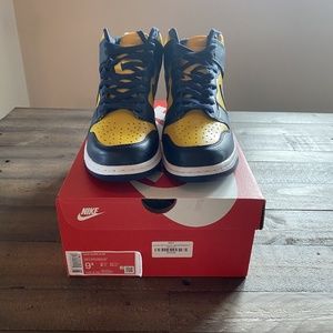 Dunk High SP Retro 'Michigan' 2020